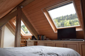 Petit duplex de charme sous les toits du Mont-Dore